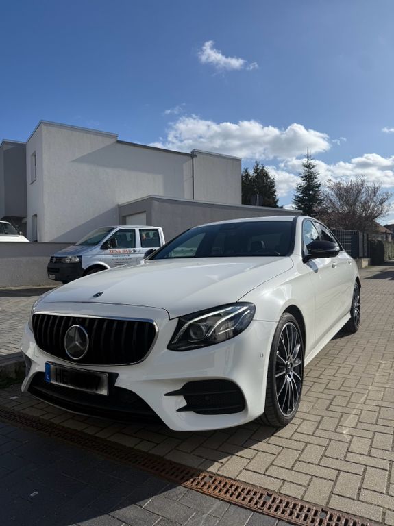 Image of Mercedes-Benz E 400