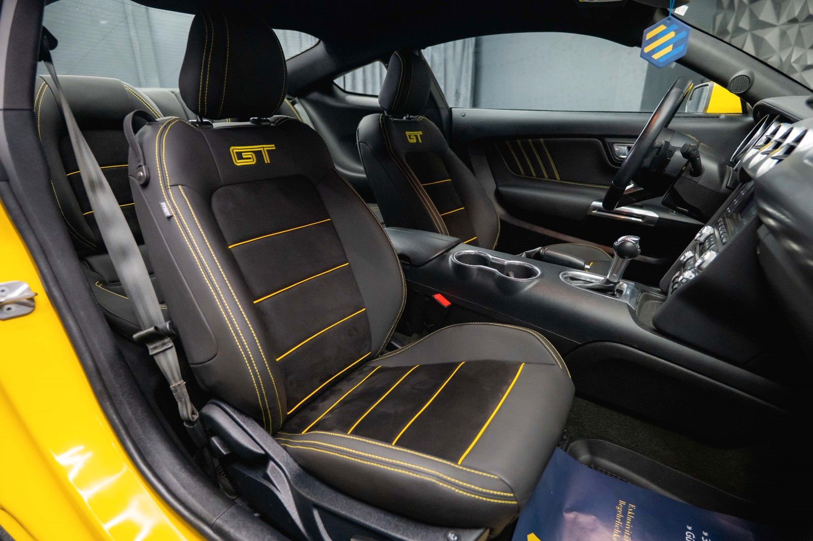 Fahrzeugabbildung Ford Mustang 5.0 V8 GT Performance *LED*1.Hand*Kamera