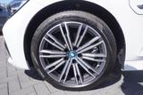 BMW 320e Touring M Sport Aut. LED Navi AHK Alcantara - BMW 320 mit Hybrid-Antrieb: Kombi