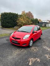 Toyota Yaris TÜV Neu - Toyota Yaris Gebrauchtwagen in Kassel