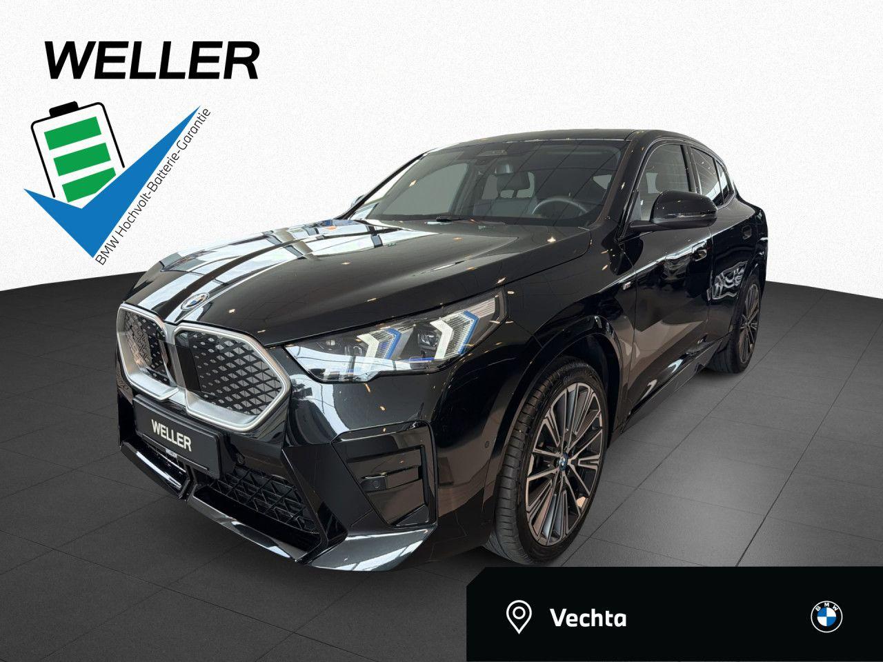 BMW iX2 xDrive30 M Sport HUD ACC adLED H/K AHK 20"