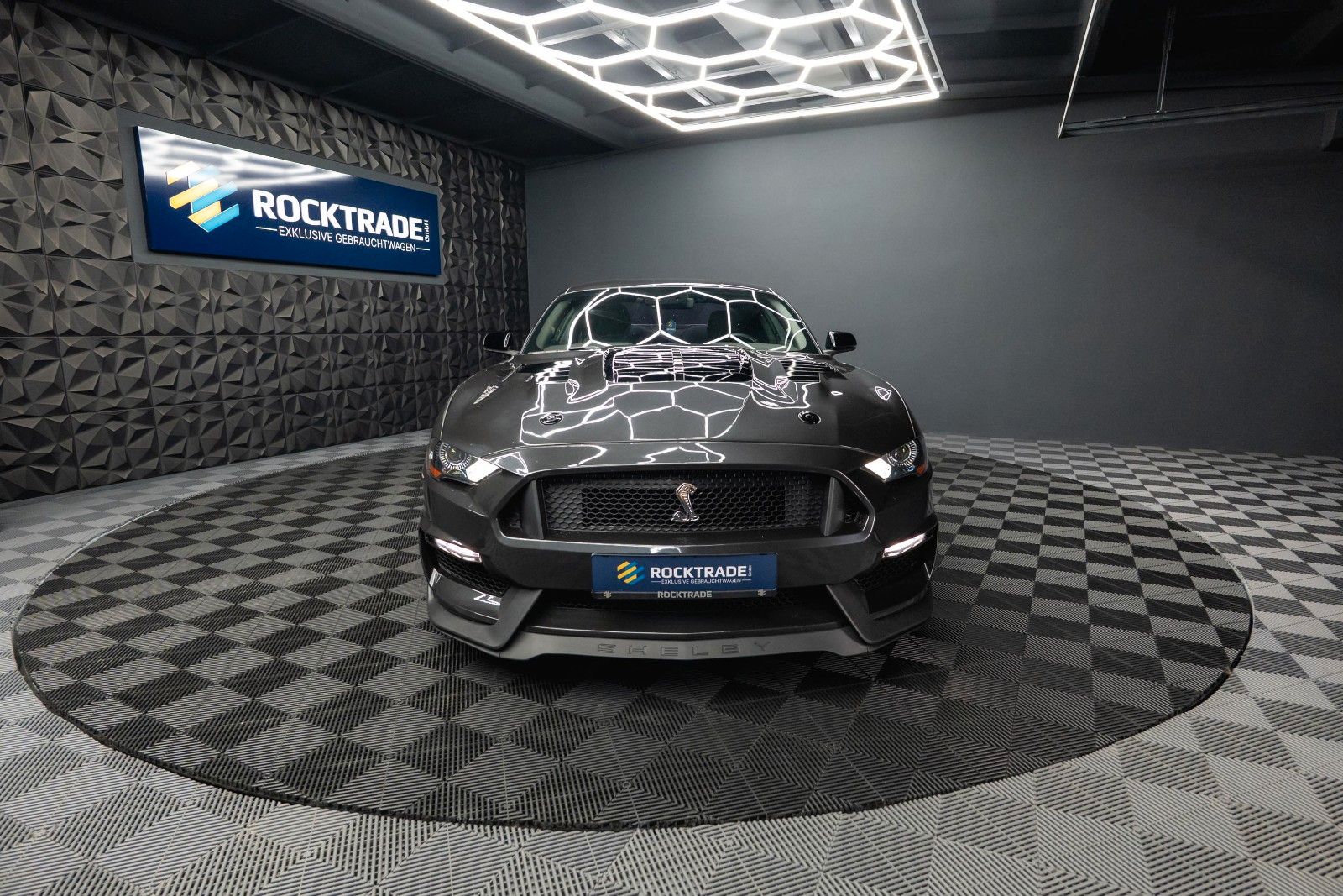 Fahrzeugabbildung Ford Mustang Shelby GT 500 5.0 V8 Performance CarPlay