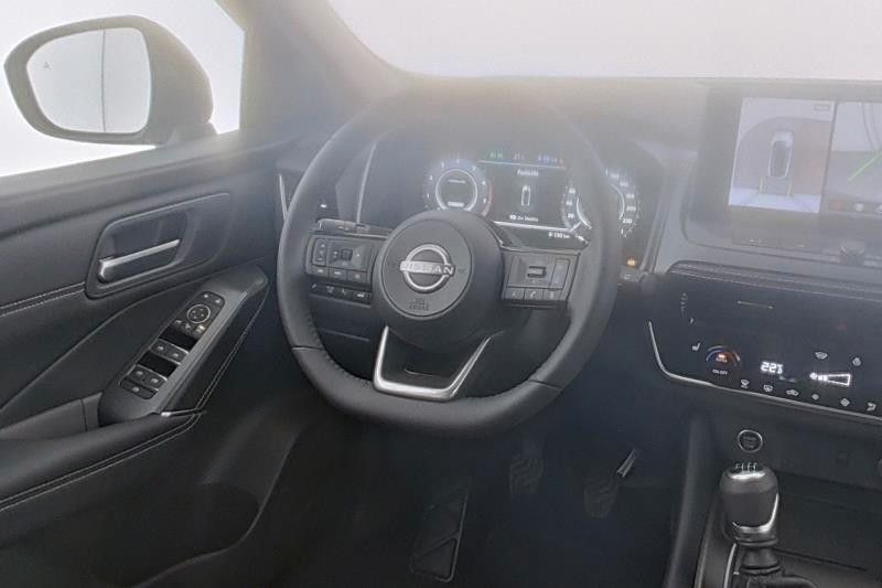 Fahrzeugabbildung Nissan Qashqai 1.3 Schaltgetriebe - N-Connecta
