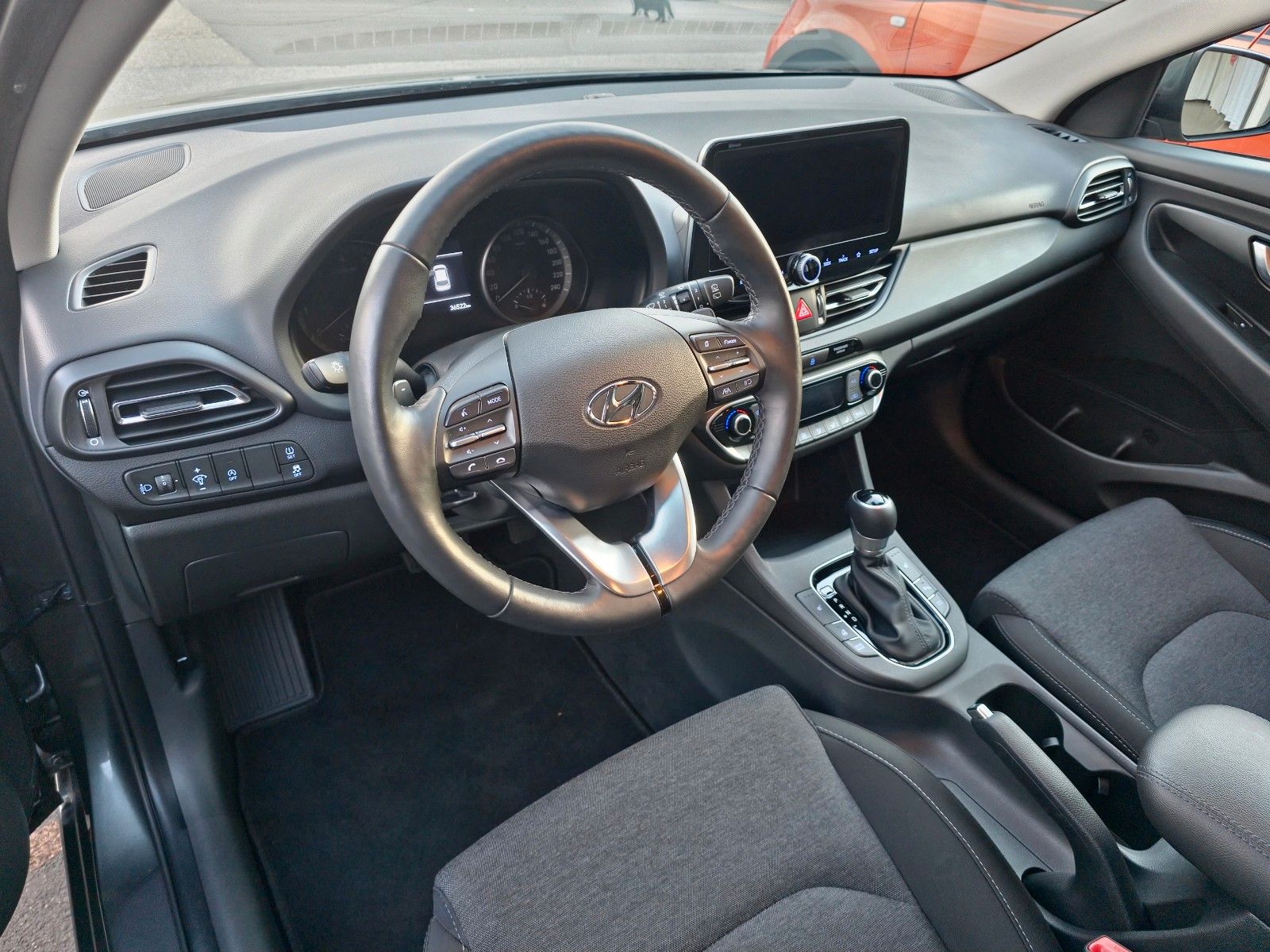 Hyundai i30 ,Mild-Hybrid,LED,Navi,Kamera,Alu,Automatik foto 11
