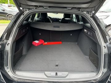 Peugeot 308 SW Plug-In Hybrid 225 e-EAT8 GT