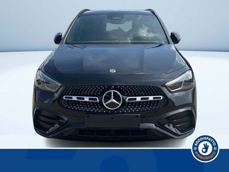 Mercedes-Benz GLA 180d Automatic AMG Line Advanc imagem 3