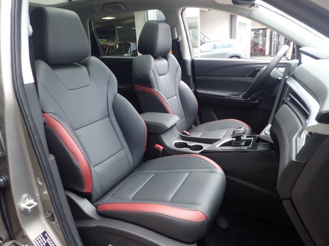 Fahrzeugabbildung DFSK Forthing 3 1.5L Turbo El. Panodach Leder ACC El.