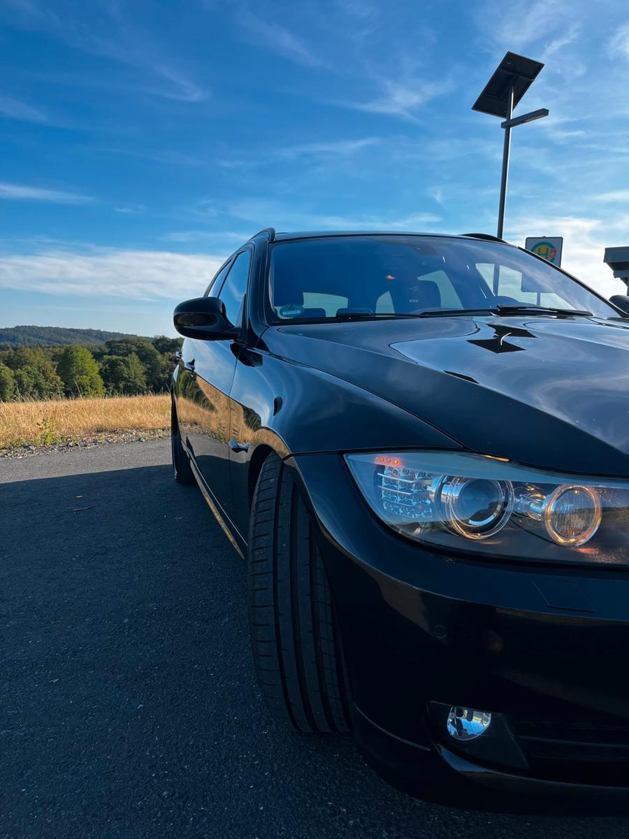 BMW 320 2010 — engine 2.000 cm³, 184 HP (135kW)