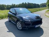 Porsche CAYENNE GTS, AEROKIT, NAVI, AHK, LEDER, KLAPPE - Porsche Cayenne in Wiesbaden