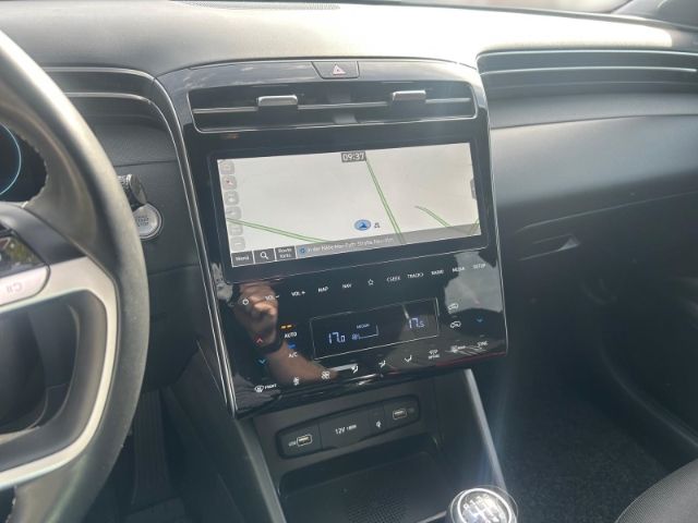 Fahrzeugabbildung Hyundai Tucson Advantage 2WD Navi Digitales Cockpit Soun