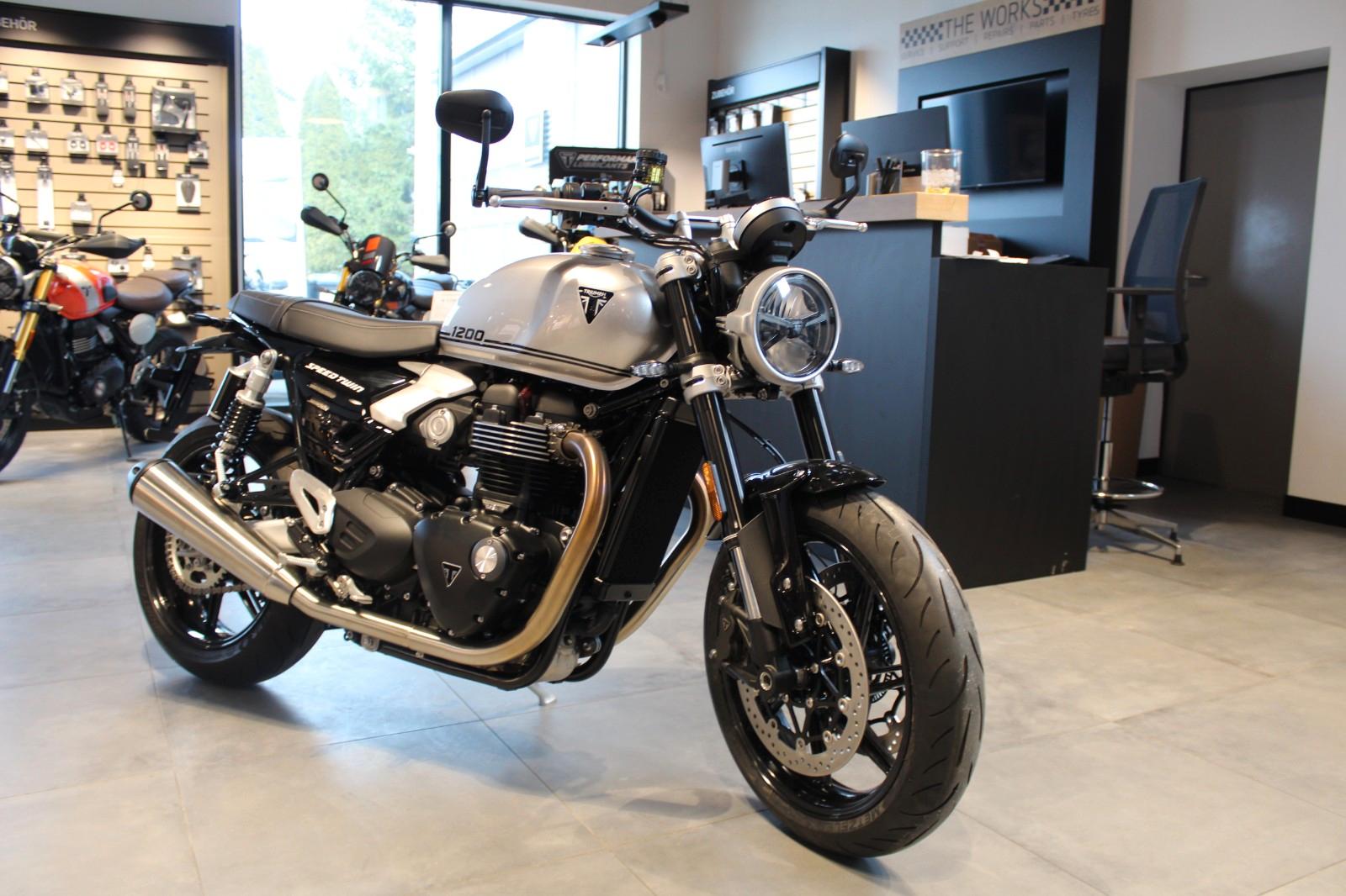 Triumph Speed Twin 1200 *Am LAGER*