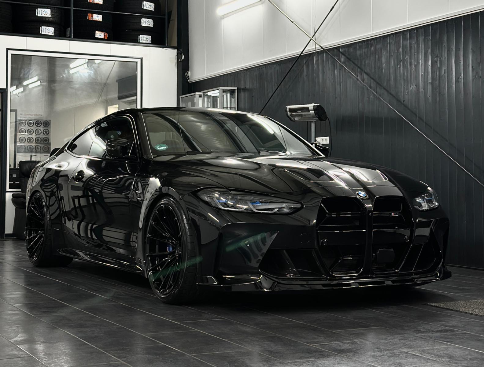 showroom-image-top