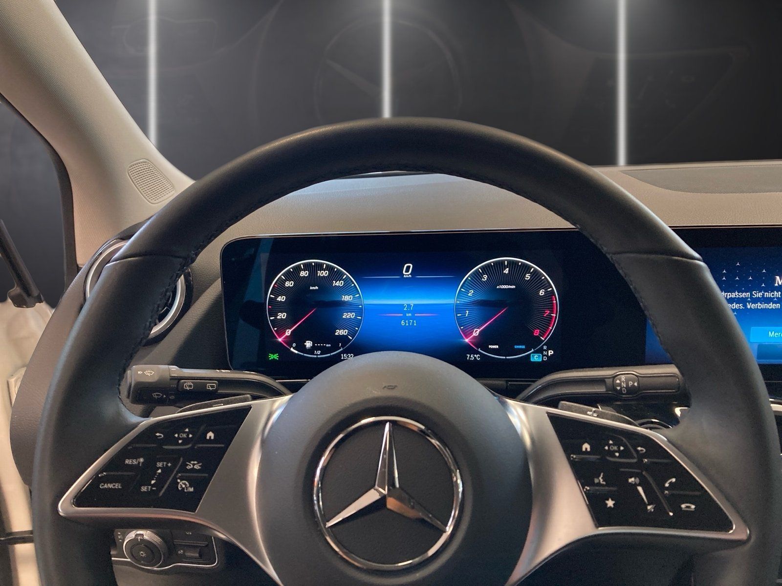 Fahrzeugabbildung Mercedes-Benz B 220 4M Progressive Adv.*Totwinkel*360*Winter*