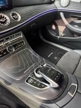 Mercedes-Benz E 400 4MATIC Autom. - - Mercedes-Benz E 400 in Köln