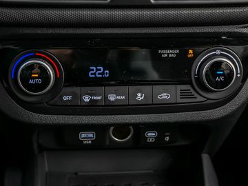 Hyundai i10 1.0 Trend Autom. Navi Kamera Spurhalteassi.