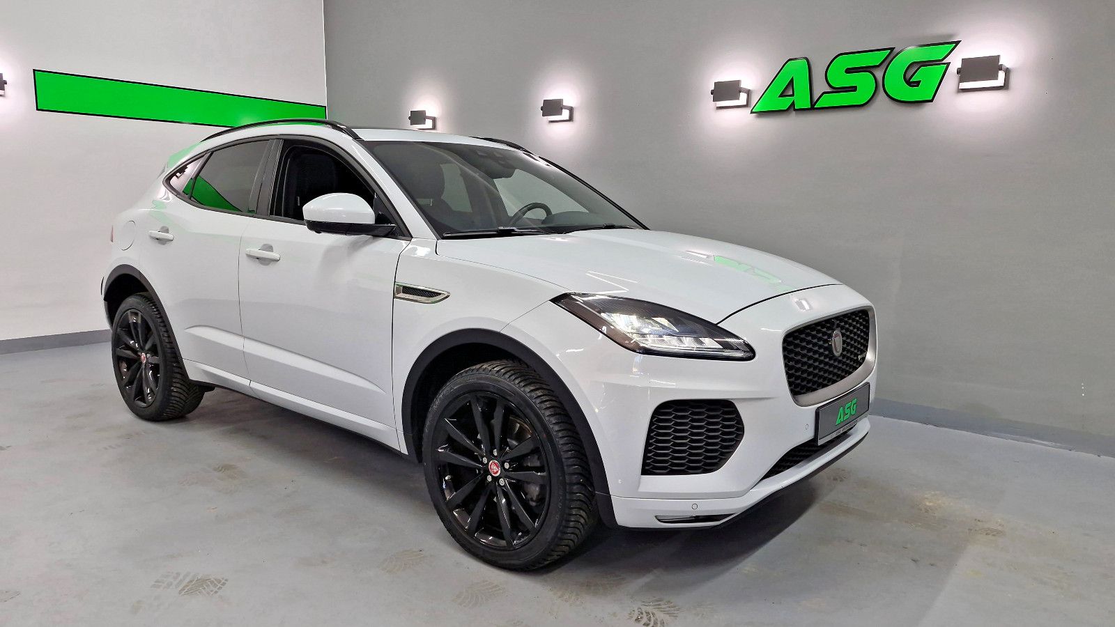 JAGUAR E-Pace