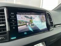 Skoda Karoq 1.5 TSI DSG Sportline PANO KAM AHK 4JGAR bei Autohaus Landmann & Maier OHG