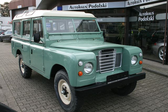 Land Rover Defender Santana Serie III| 6Sitzer| Oldtimer