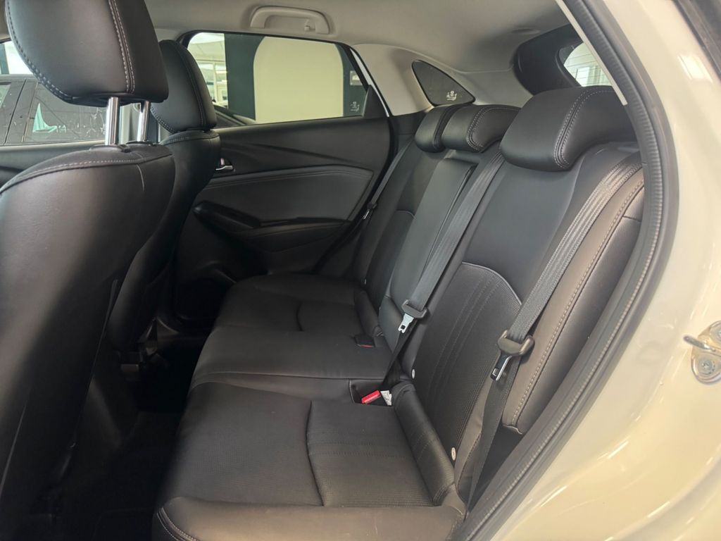 MAZDA CX-3 2.0 Sports-Line/1.Hand/CAM/LED/HEAD/TOP! MAZDA CX-3 2.0 Sports-Line/1.Hand/CAM/LED/HEAD/TOP!