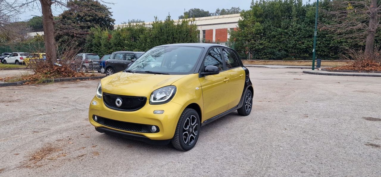 SMART ForFour