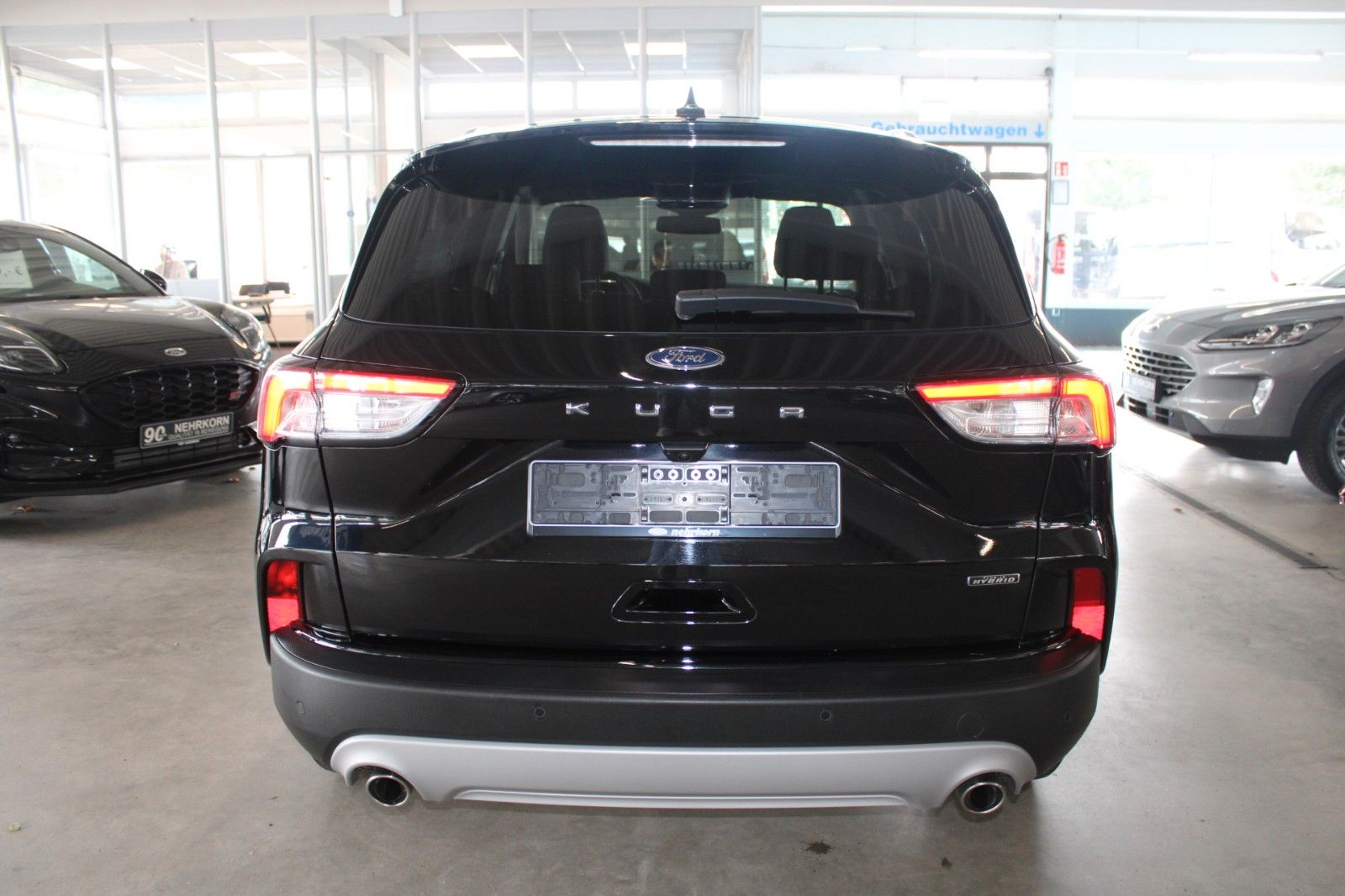 Fahrzeugabbildung Ford Kuga PHEV Titanium X AHK LED HUD 2xCam WinterP.