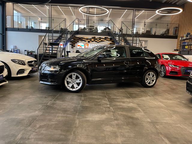 MYAUTOCENTER – Gebraucht- und Jahreswagen mit Werkstattservice in Pfaffenhofen Audi A3 2.0 TDI Ambition *2. Hand*Klima*Tempomat*TÜV*