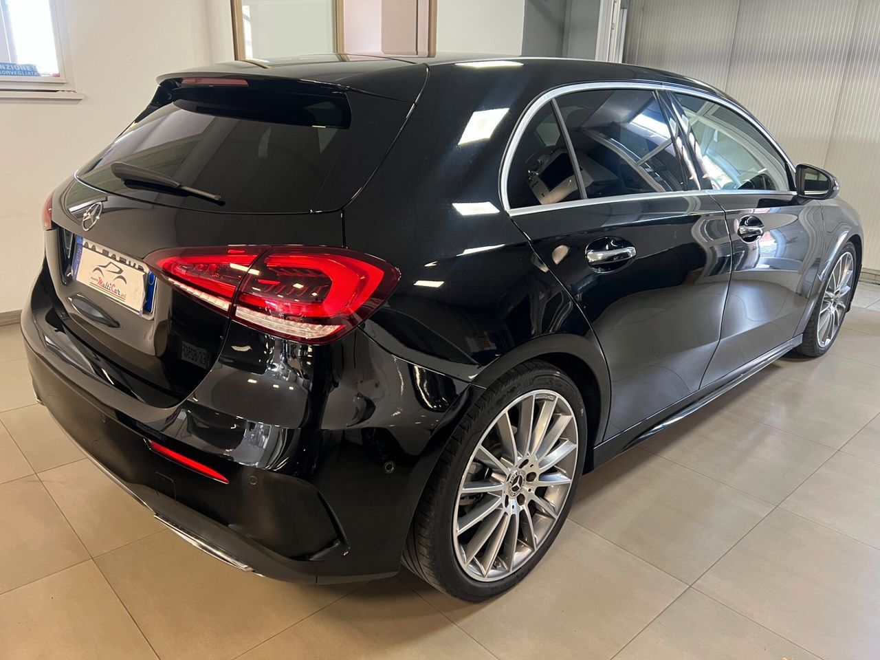 Mercedes-Benz Mercedes-benz A 180 Premium imagem 3