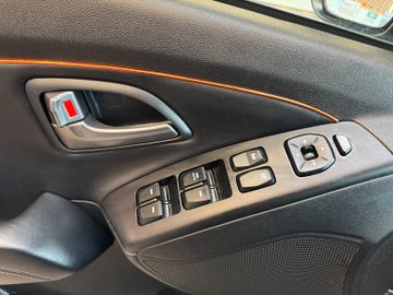 Hyundai ix35 Style AWD *Navi*Leder*Klima*