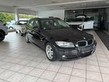 BMW 3 Touring 320d PANO AUTOMATIK KEYLESS - BMW 320 aus 2011: Kombi, 320d
