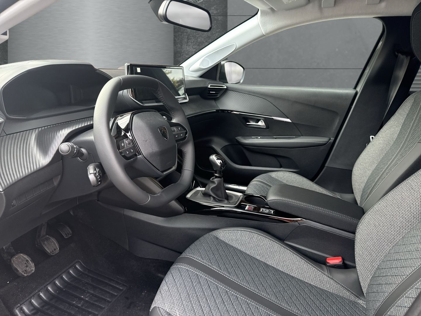Peugeot 208 - Bild 7