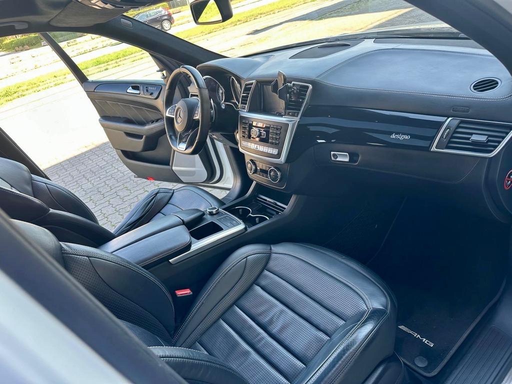 Mercedes-Benz ML 63 AMG