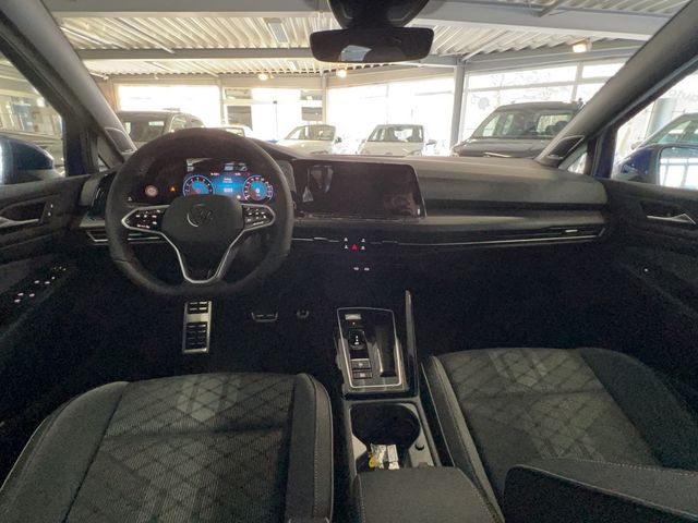 Golf VIII R-Line 1.5 eTSI DSG