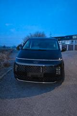 Hyundai STARIA 2.2 CRDi Signature 7-Sitzer Auto 4WD ... - Hyundai STARIA von privat