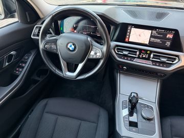 BMW 318 - 8