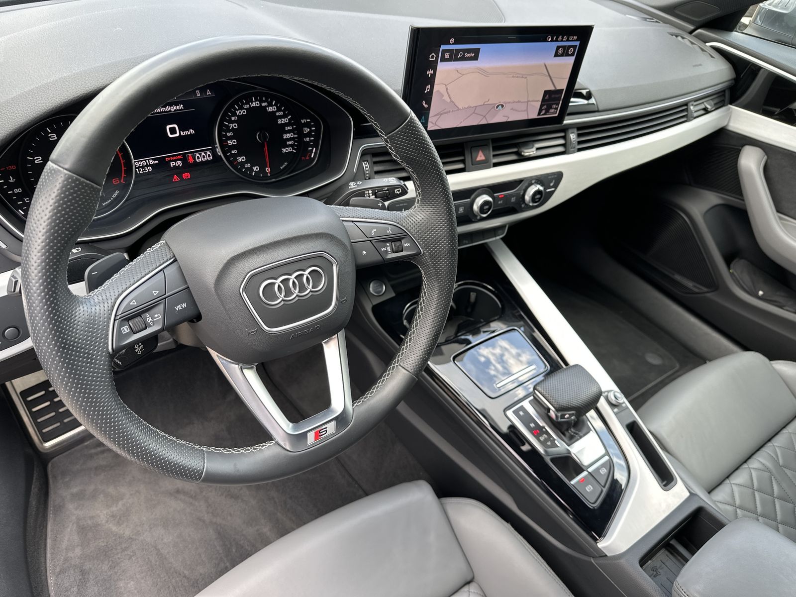Fahrzeugabbildung Audi A4 Avant 40 TDI S-Line NAV+MATRIX+ACC+STHZG+18ZO