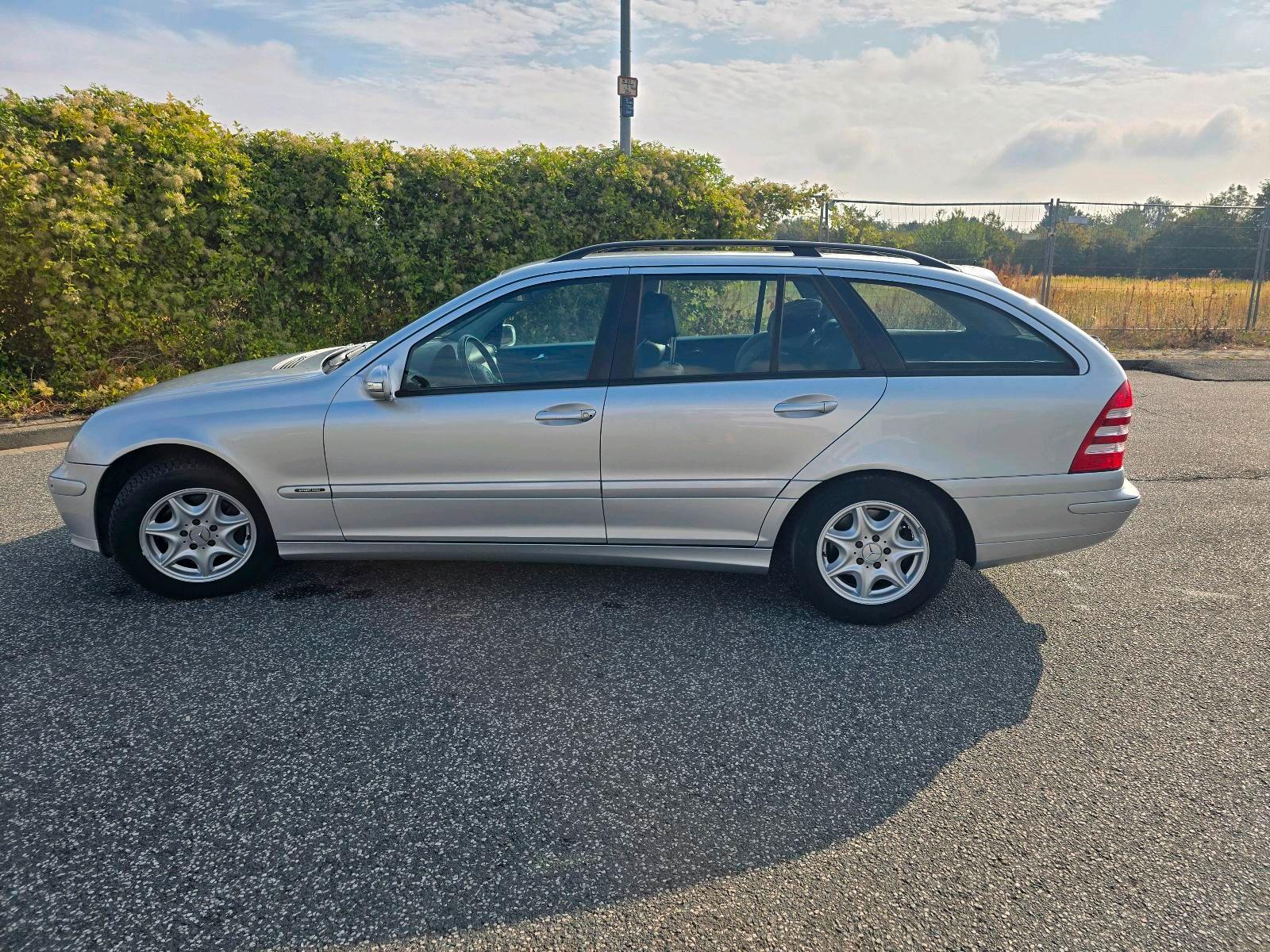 Mercedes-Benz C180 2007 — photo 9