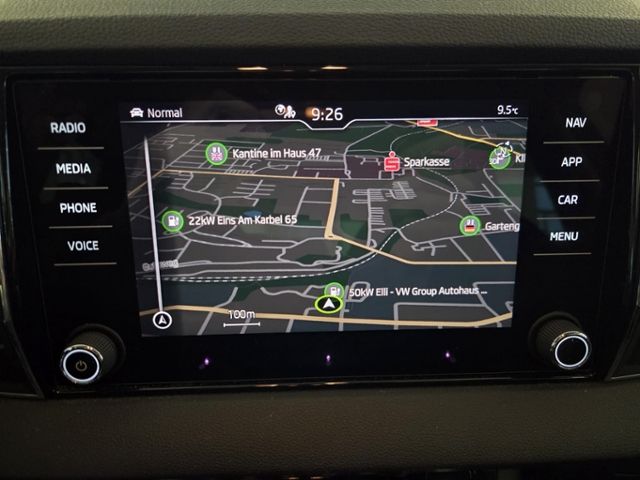 Karoq Style 1.5 TSI LED NAV APP AHK eHECK 8FACH