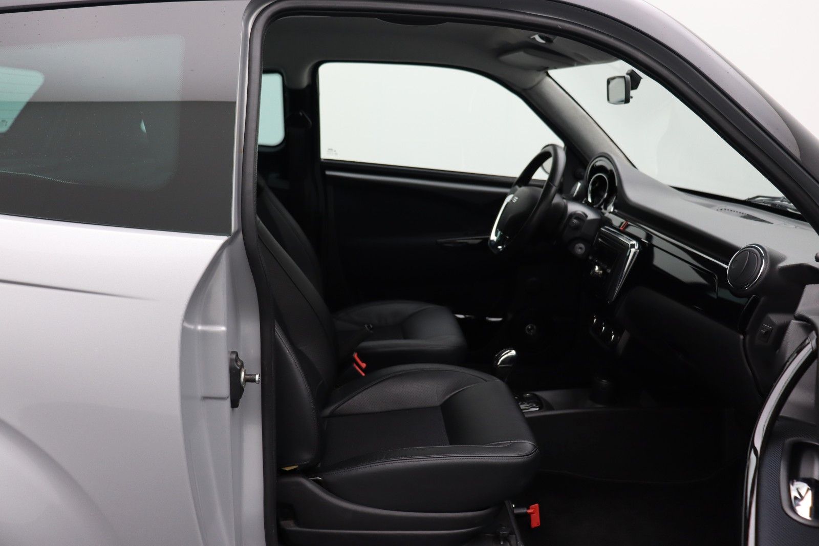 Fahrzeugabbildung Ligier JS 50 L *Fahren ab 15*