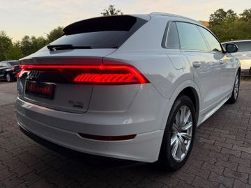 Audi Q8 - 7