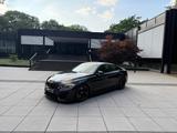 BMW M4 Performance Vollausst. Driver's Pack. Carbon - schwarze BMW M4