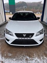 Seat Leon Cupra 290 - Seat Leon mit Benzin-Antrieb: Kleinwagen, Automatik