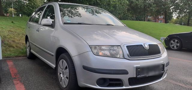 Skoda fabia Combi 1.4 16V EL.FH ZV+FB SERV...