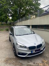 BMW 220 Gran Tourer 220d xDrive Sport Line A Spo... - BMW 220 Gran Tourer in Berlin