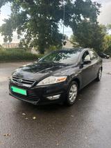 Ford Mondeo 1.6 Benzin 88kw - Ford Mondeo mit Benzin-Antrieb: Limousine, 1.6