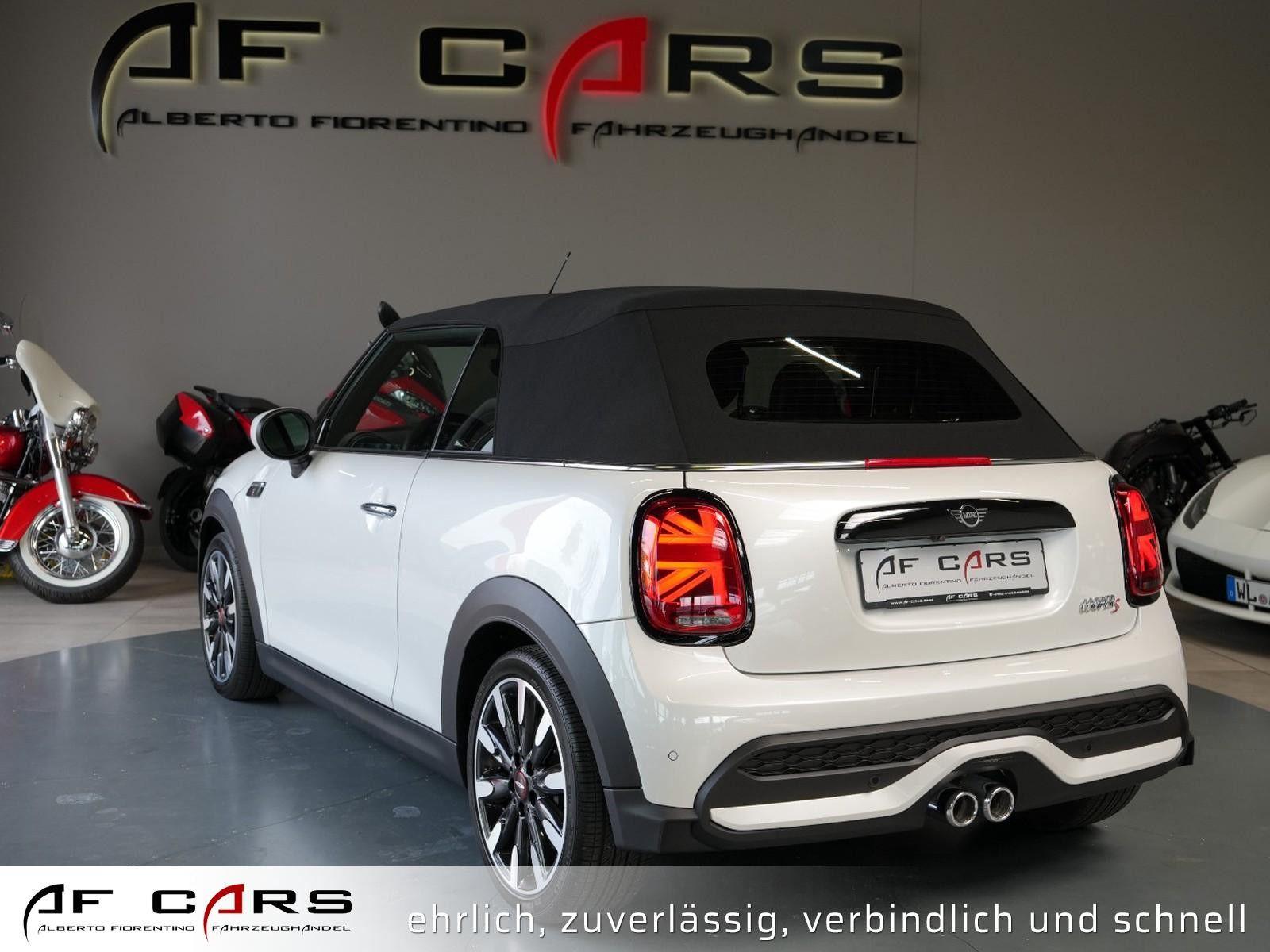 MINI Cooper S Cabrio JCW Trim LED ACC Navi Kamera 