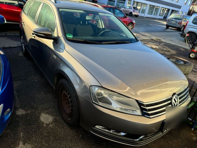 Volkswagen Vw Passat 1.4 Tsi Navi . klima. Euro 5