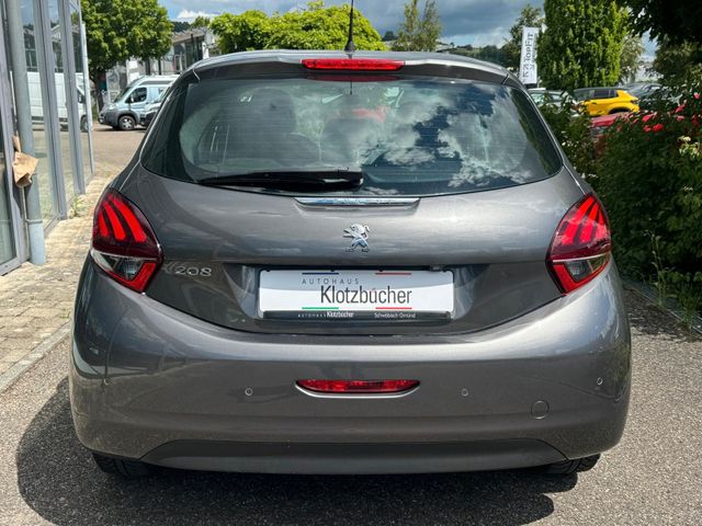 PEUGEOT 208 Active