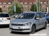Volkswagen Touran 1.5 TSI DSG Active 7-Sitzer NAVI ACC PDC - Volkswagen Touran: Silber