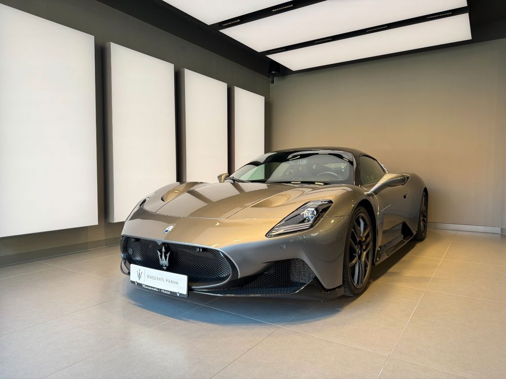 Maserati MC20 — hlavná fotografia