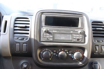 Renault Trafic - 11
